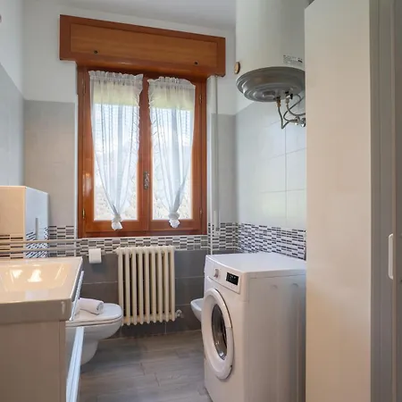 Spacious With Panoramic View *
